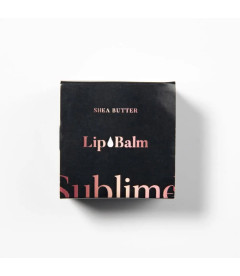 Regenera y aporta volumen a los labios
